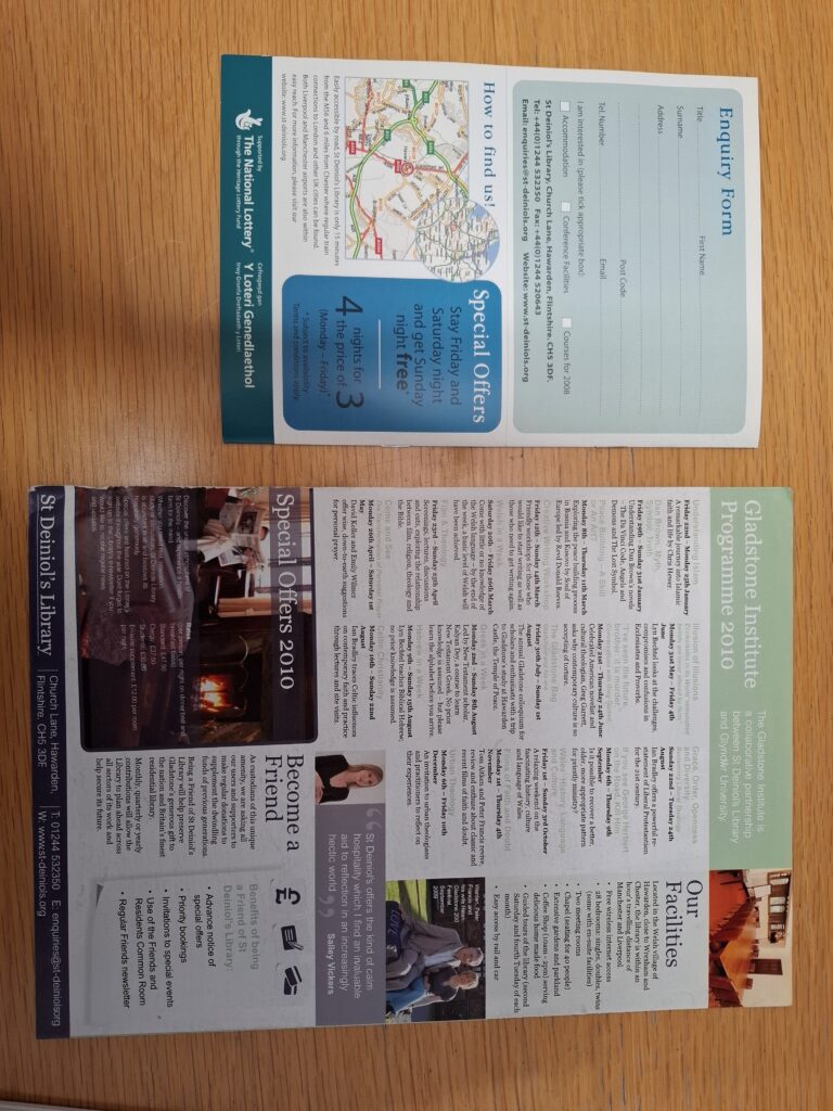 Taflenni Hysbysebu ar gyfer Llyfrgell Deiniol Sant (2008 a 2010), eitemau o Lyfrgell Gladstone