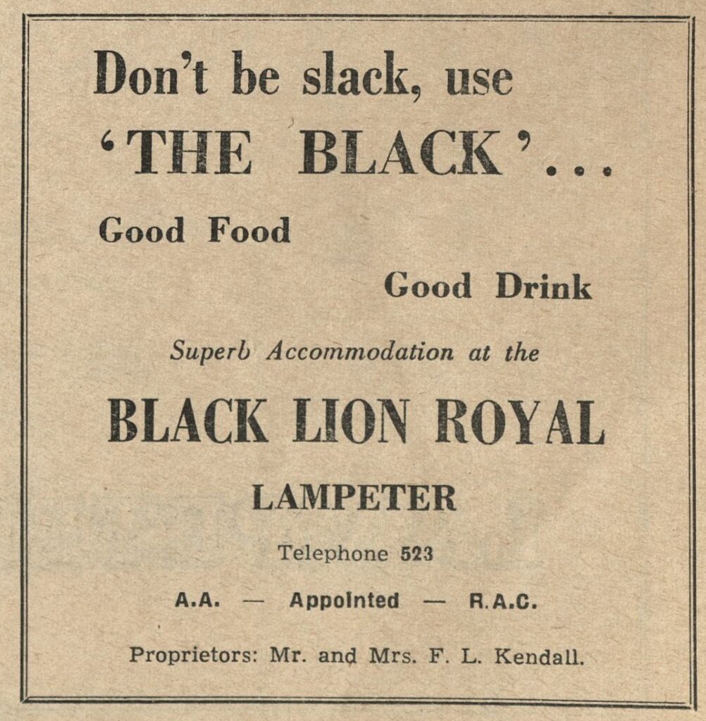 Cylchgrawn Coleg Dewi Sant hysbyseb i 'Black Lion Royal' (1960au), eitem o Lyfrgell ac Archifau Roderic Bowen, Y Drindod Dewi Sant